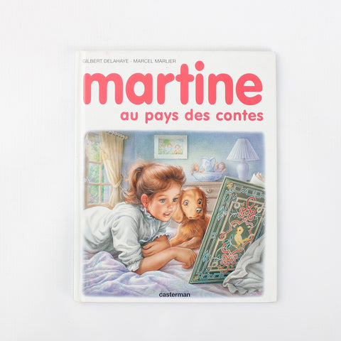 Book - Martine in the land of tales