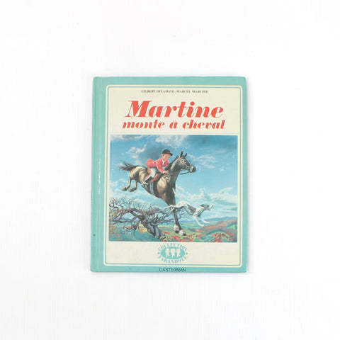Book - Martine rides a horse